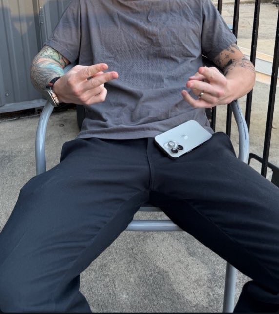 esphir ≈ tweet media