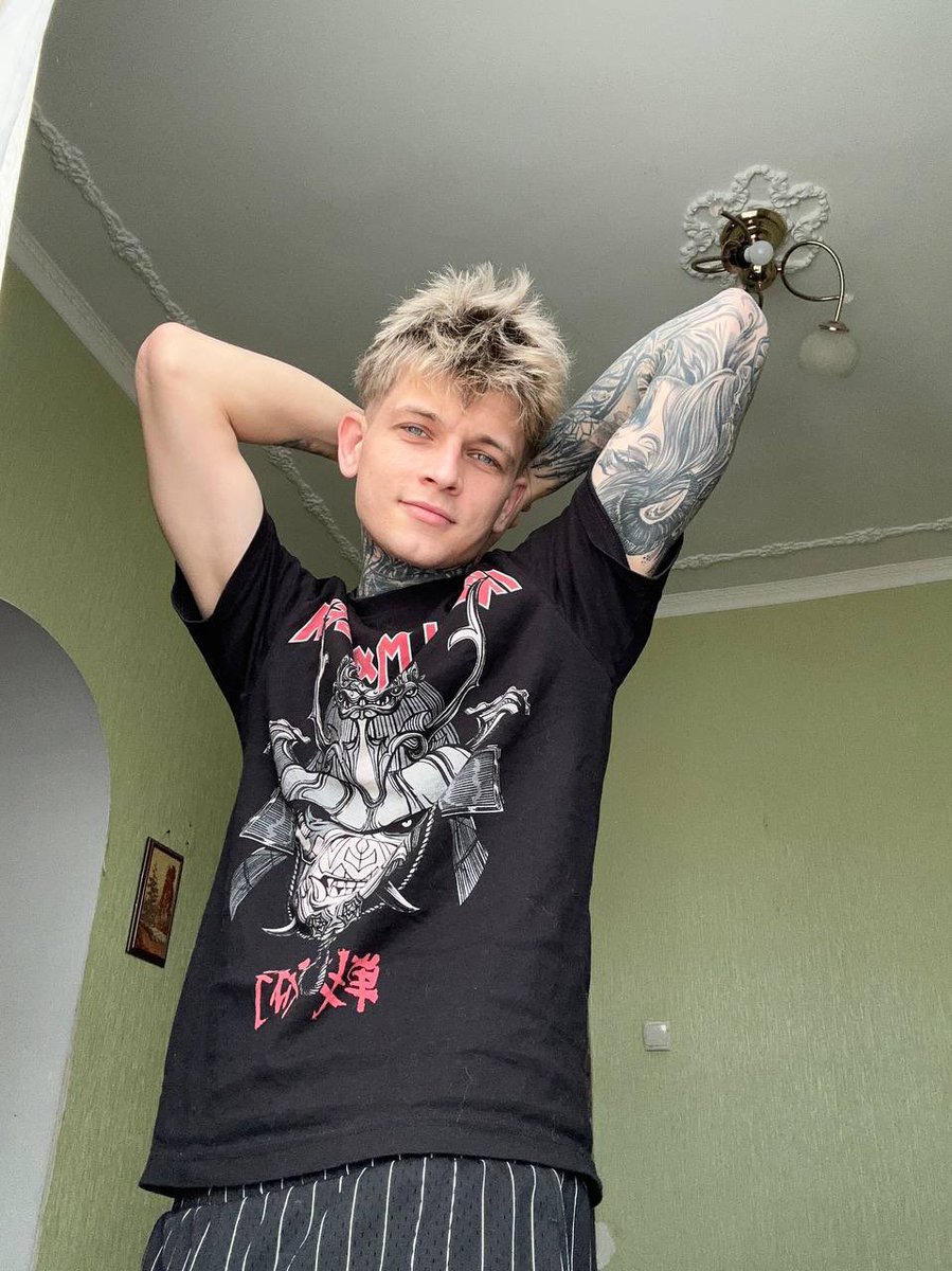 Slavko Rainbow tweet media