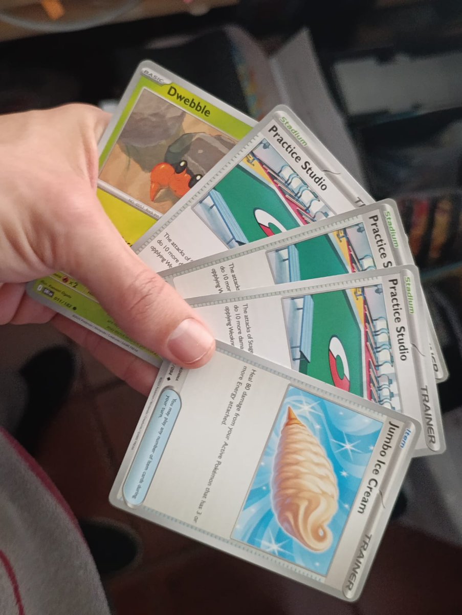 ManoloMoura's tweet photo. Looking for this Pokemon TCG cards for Seville Special Event, URGENT. Can anyone in Seville right now can help out?

#SevilleTCG #PokemonSeville
#PokemonTCG https://t.co/u5fivENCvC