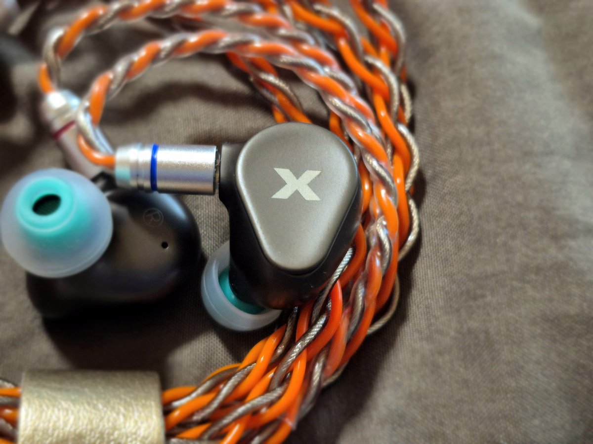 かれるみ tweet media