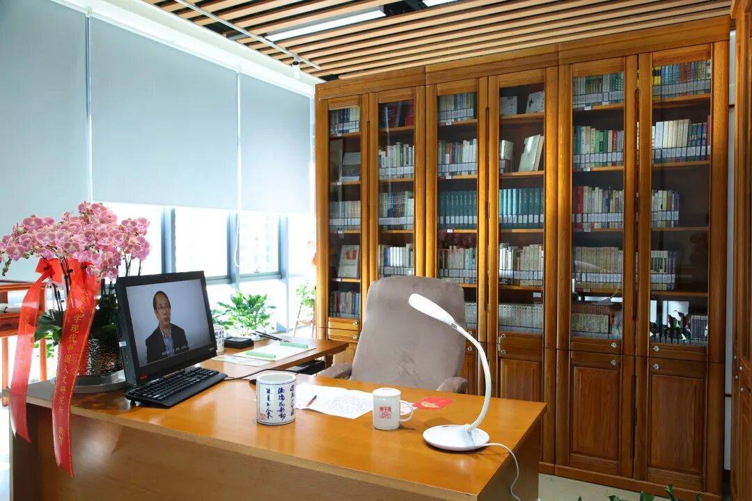 Cat Sandage  tweet media