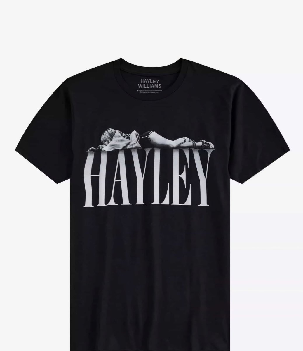 paramorebrasil's tweet photo. Novo merch de Hayley disponível na Hot Topic! https://t.co/GSTyXT14ZP