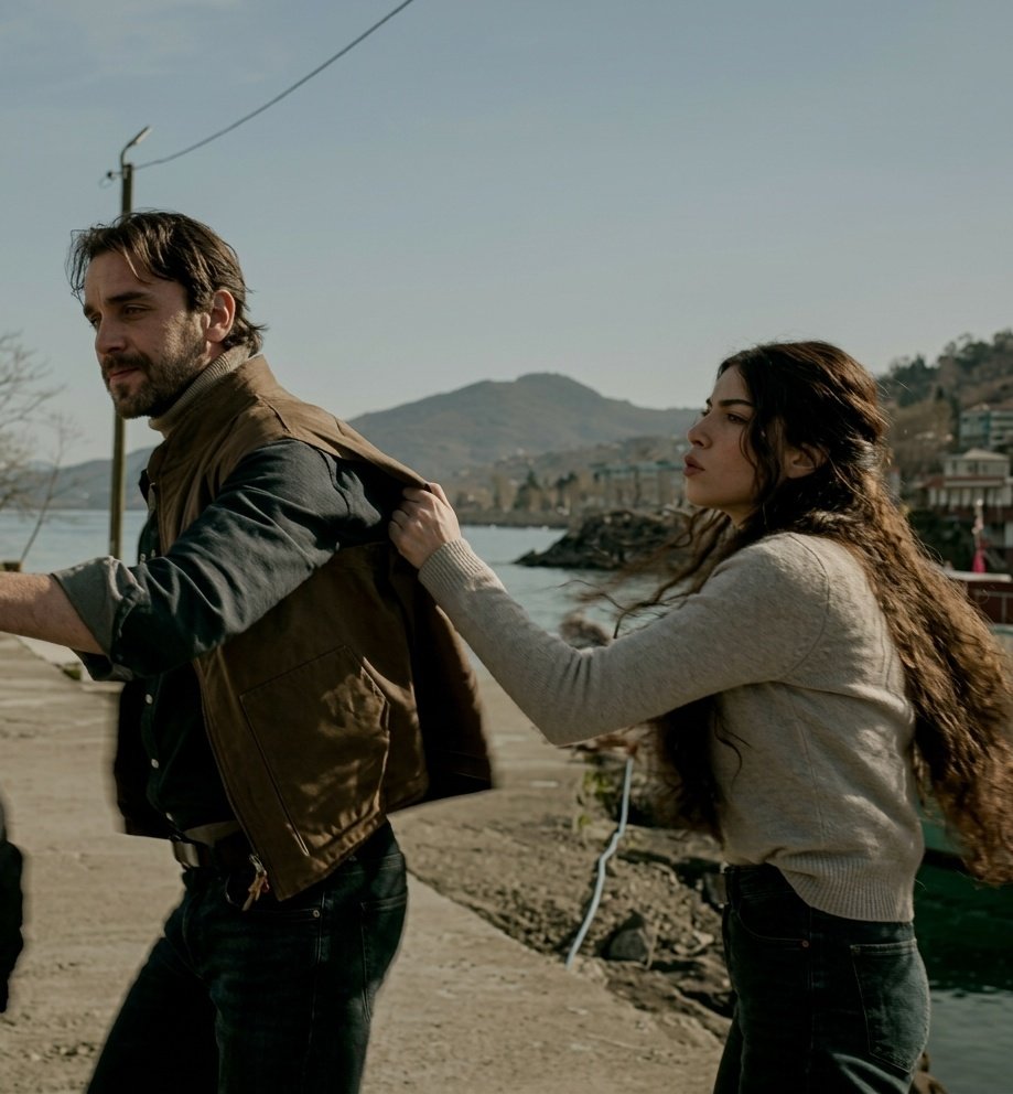 ᴛᴇᴇɴʀᴏsᴇ tweet media