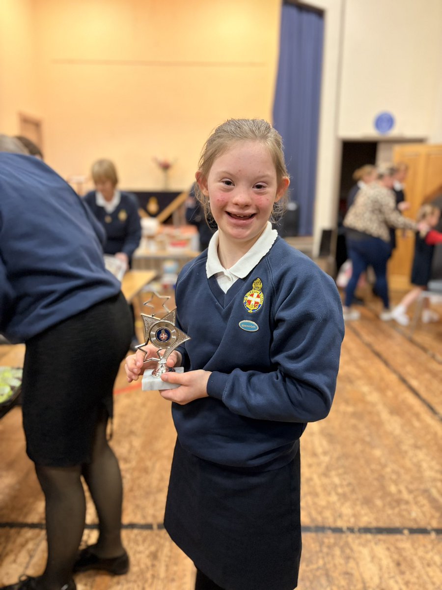 Zoë Elliott tweet media