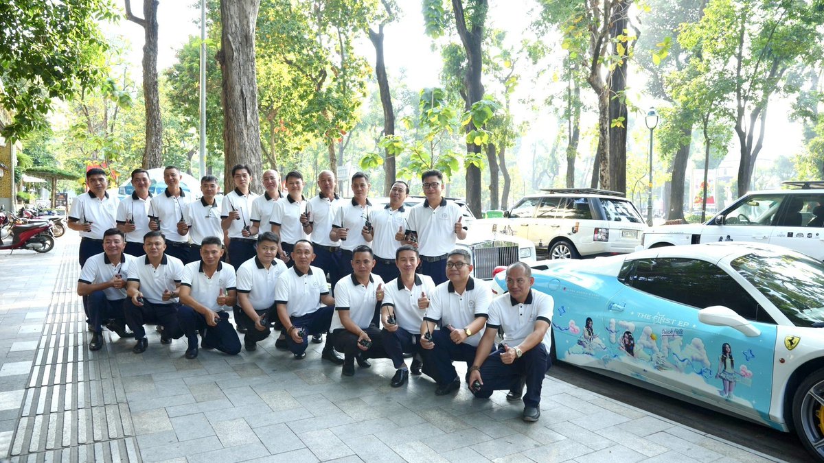 NewsDailly24/7 tweet media