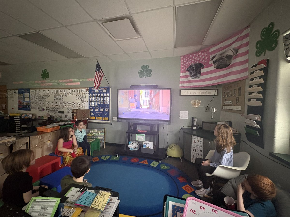 Miss Heiskell tweet media