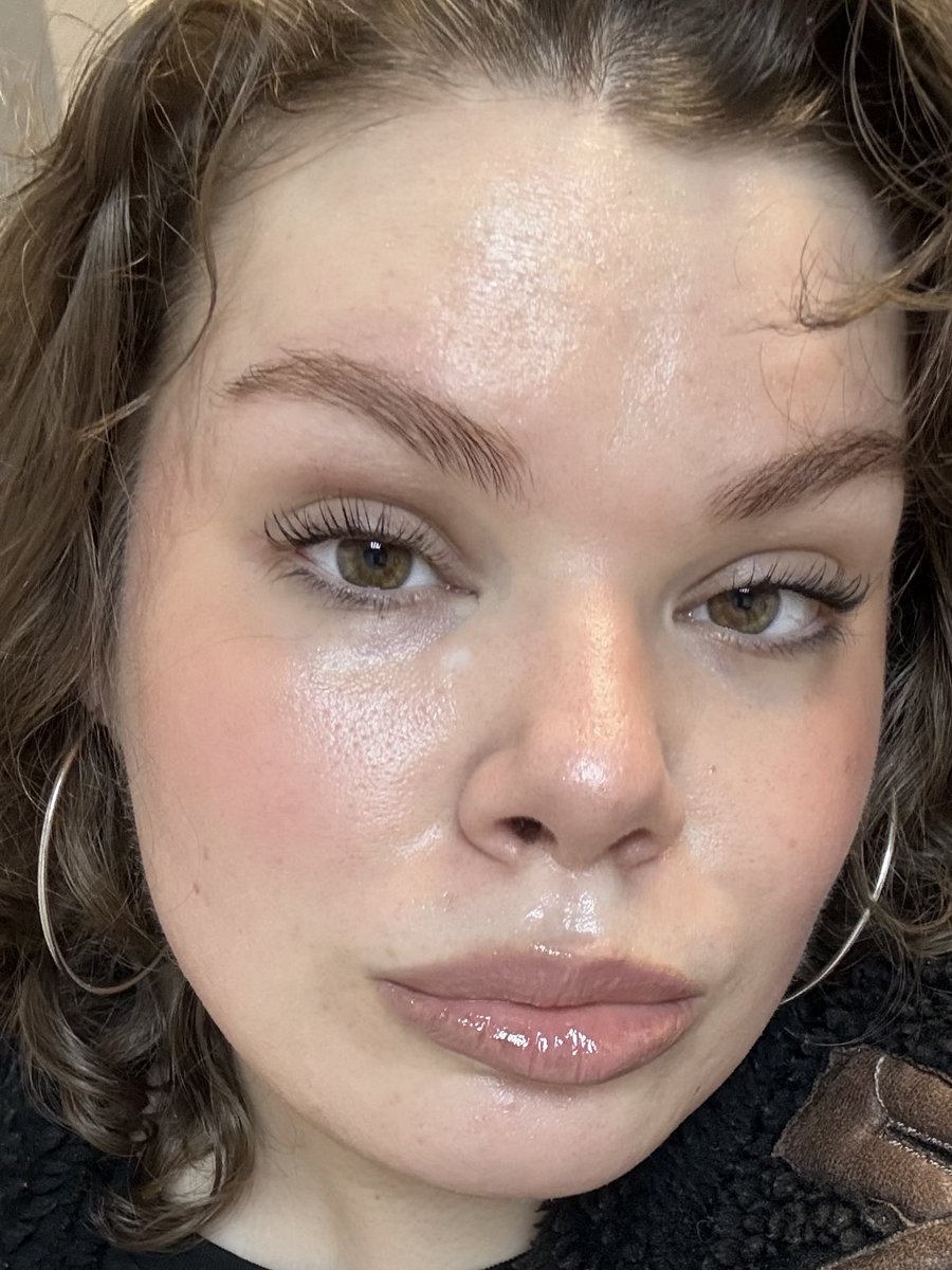 нюся через $$$ tweet media