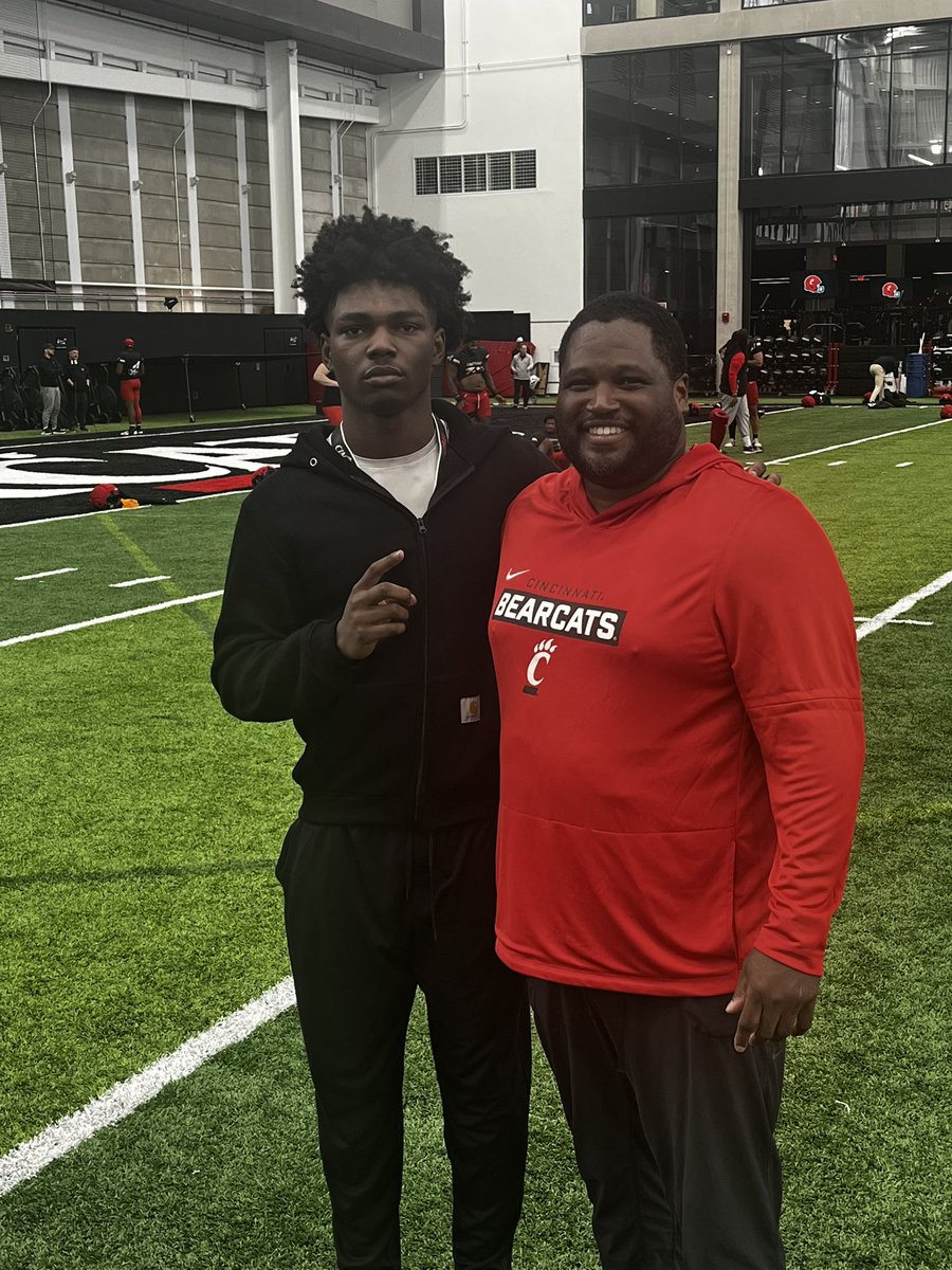 3⭐️Minikon johnson tweet media