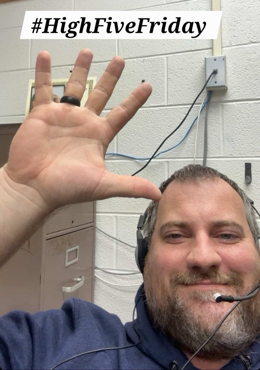 southerndvst8's tweet photo. #HighFiveFriday https://t.co/u3VMVtgE4v
