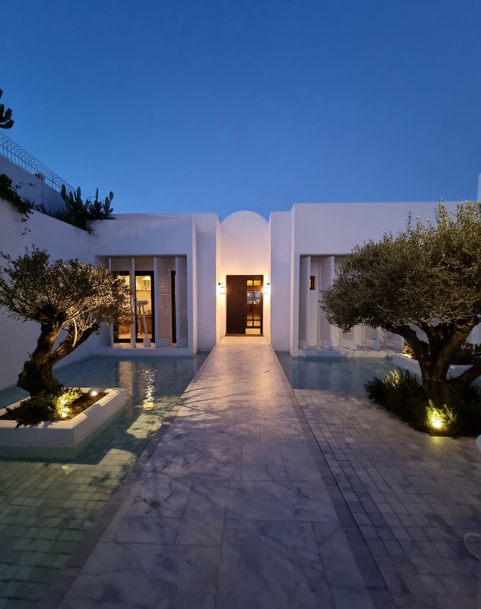 🏴🇹🇳 tweet media