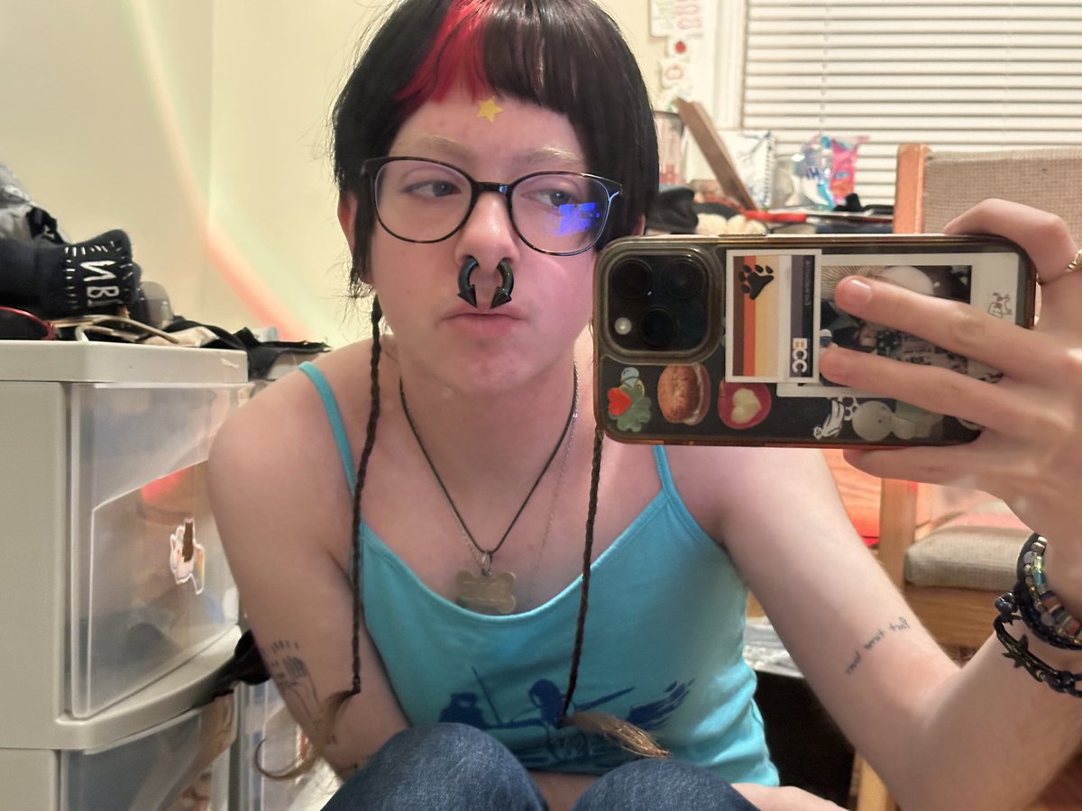 kilroy 🐠 tweet media