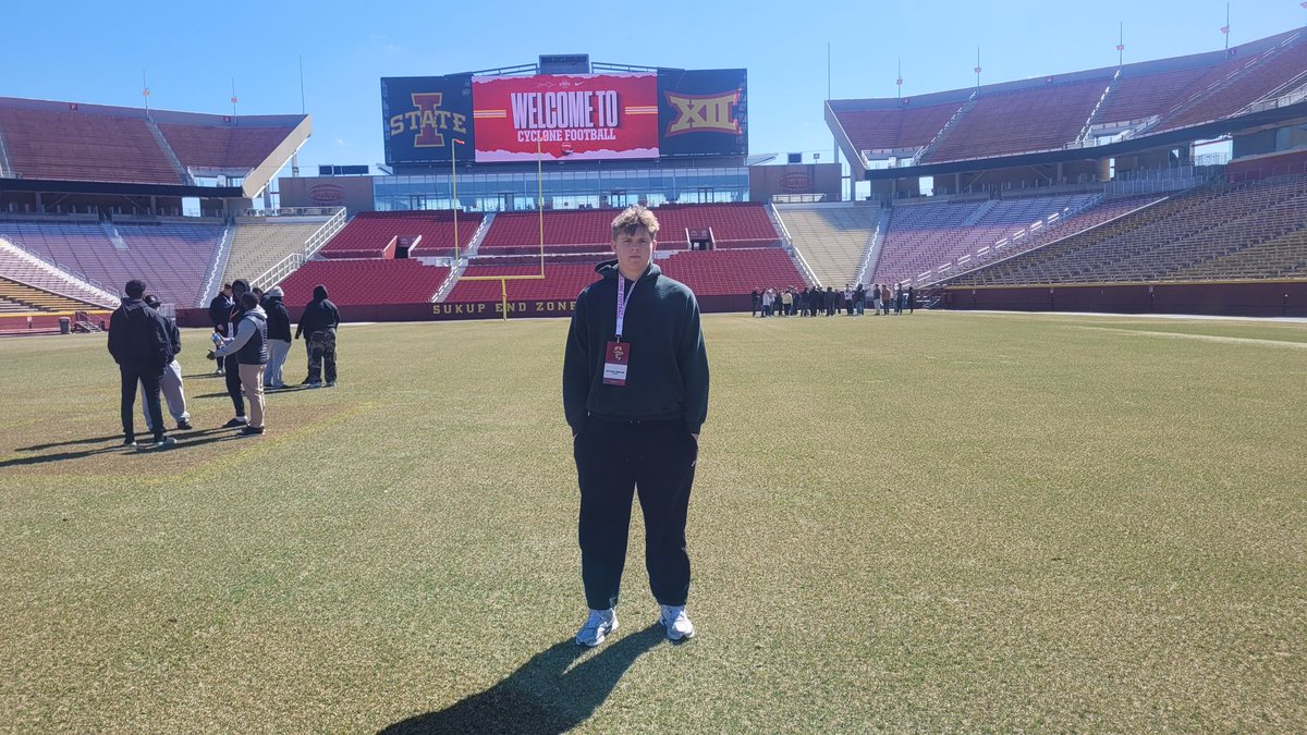 Maxwell Oberling tweet media