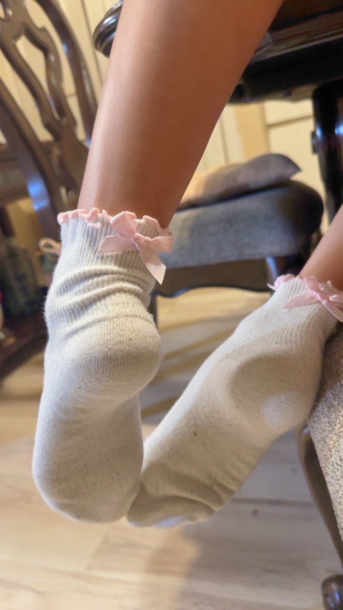 𝑷𝒓𝒊𝒏𝒄𝒆𝒔𝒔 𝑳𝒊𝒛𝒛 ⋆ ｡⋆୨♡୧⋆ ˚⋆ tweet media