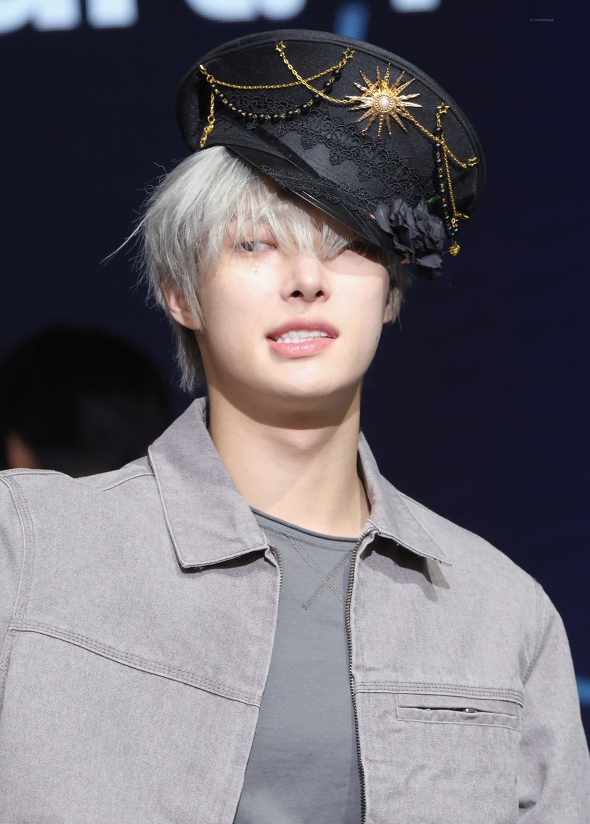 𝐒. 𝐖𝐈𝐋𝐋𝐈𝐀𝐌 ; tweet media