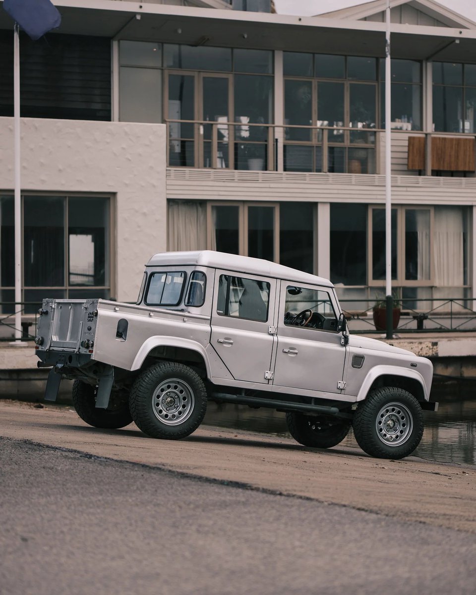 kotecinho's tweet photo. ROHMY SKYFALL SILVER DEFENDER 110 UTE