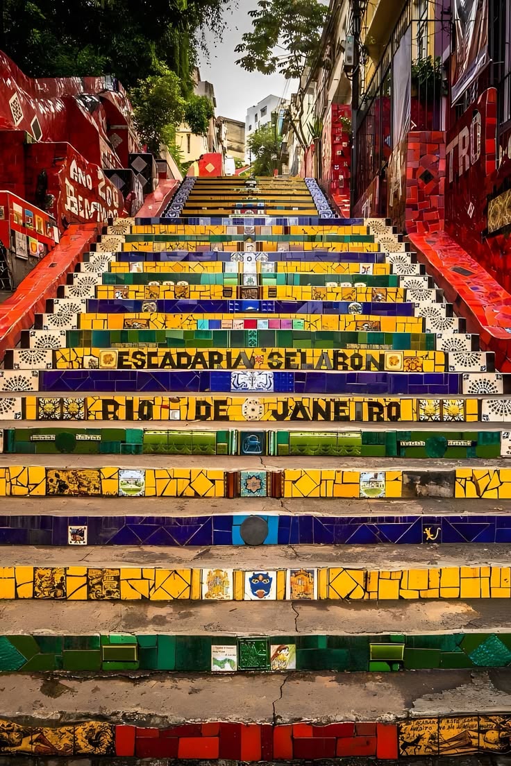 Group Lar Travel tweet media