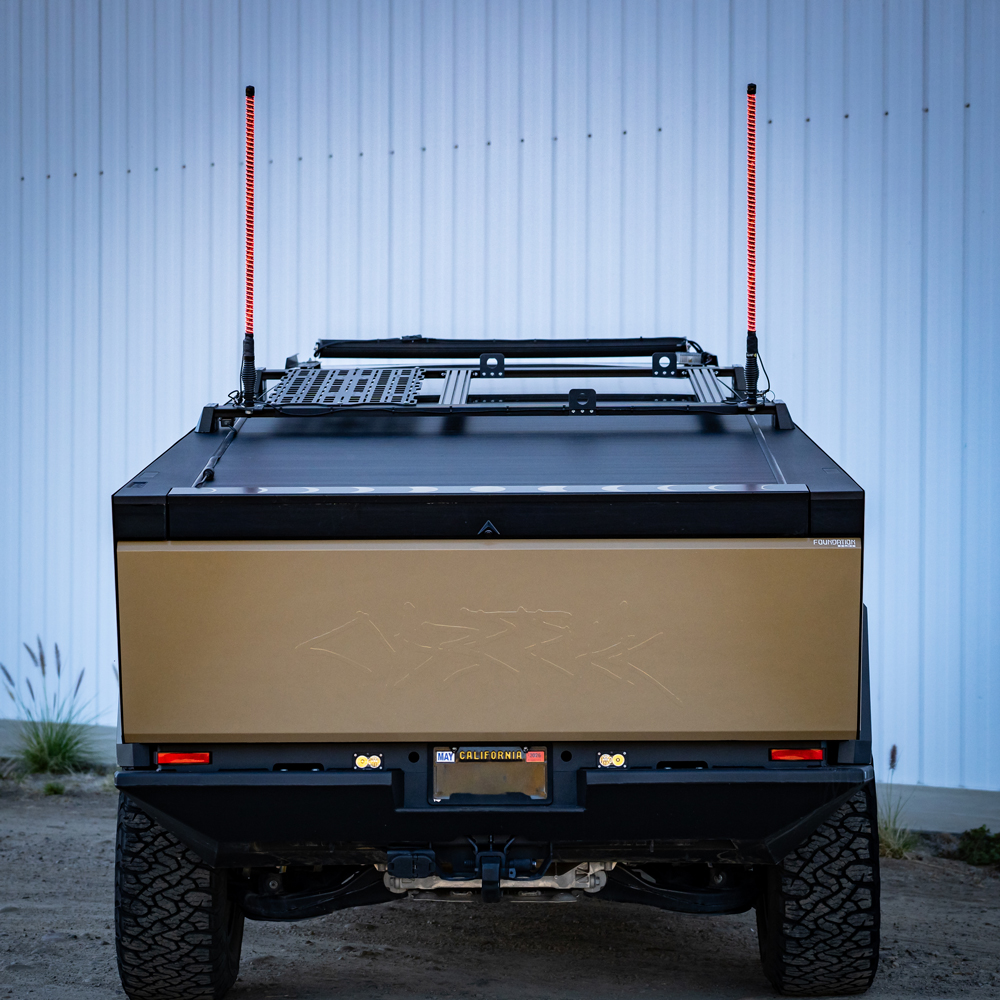 CYBERTRUCKco's tweet image. Rear view of the lights

#cybertruck #ledlights #whipit #offroad #cybertruckco