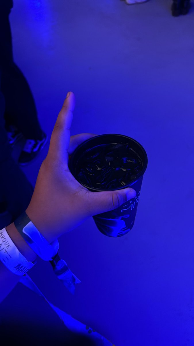 clararirang. 🪭 vai ver o bts ⊙⊝⊜ tweet media