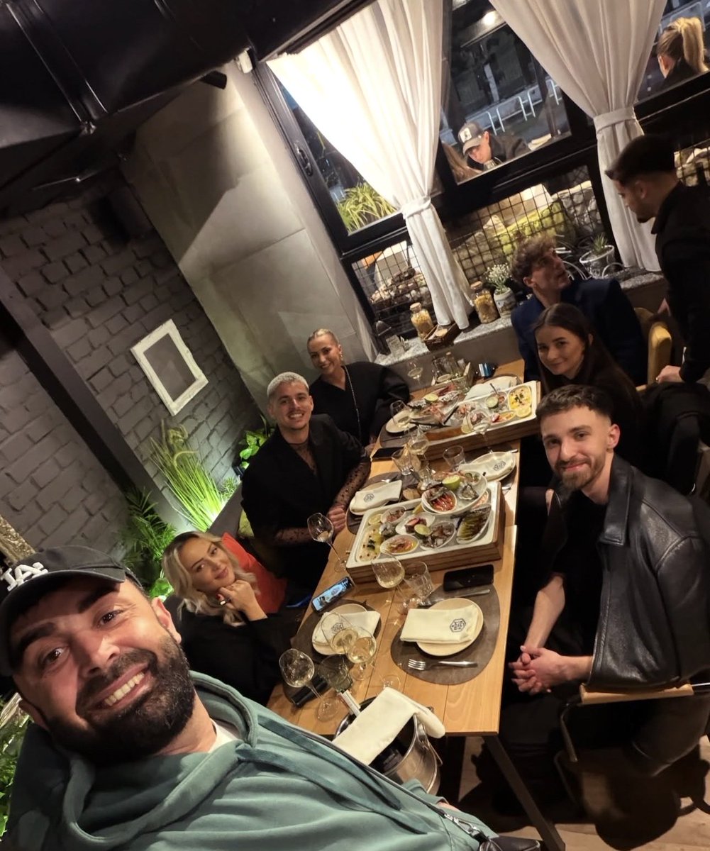 𑣲 ari🦩⋆˙⟡ tweet media