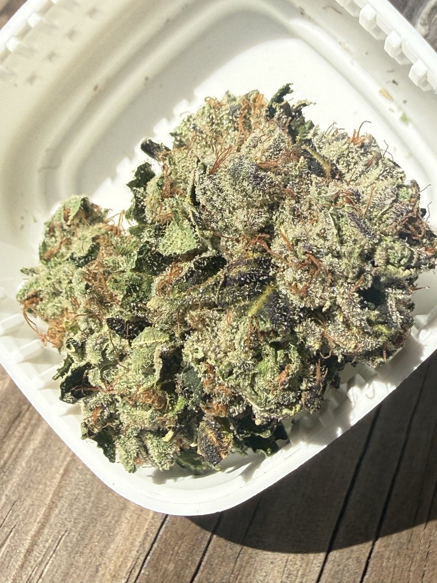 Cannabis and Coffee Live tweet media