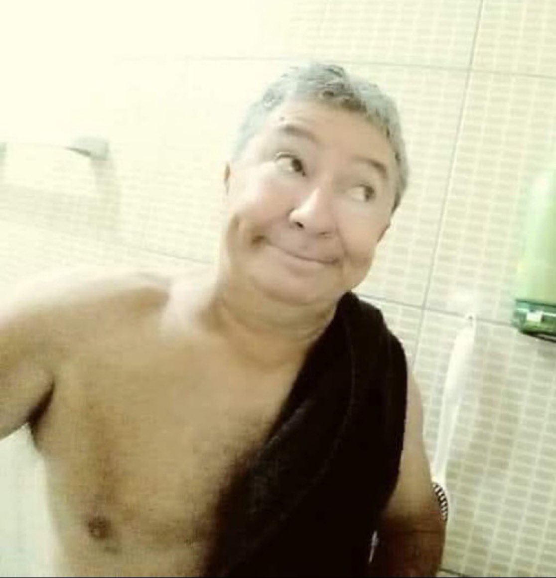 Gertrudes tweet media