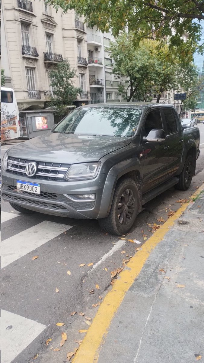 BowTiedMara tweet media