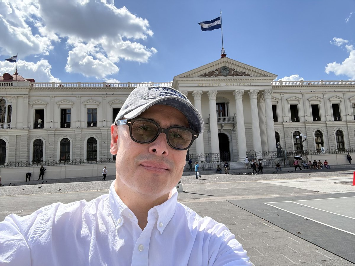 Rene Bueno tweet media