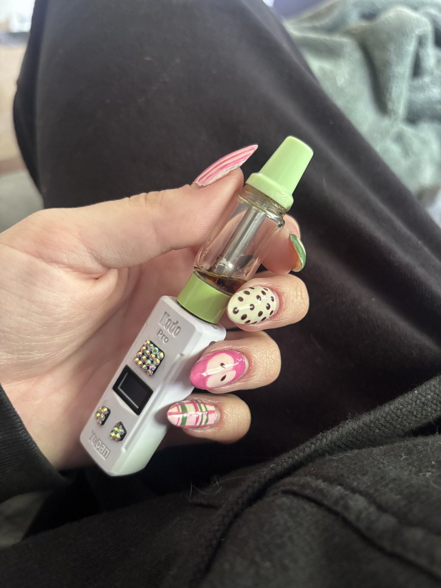 。✧ 𝓇𝒶𝒾𝓃 ✧。 tweet media