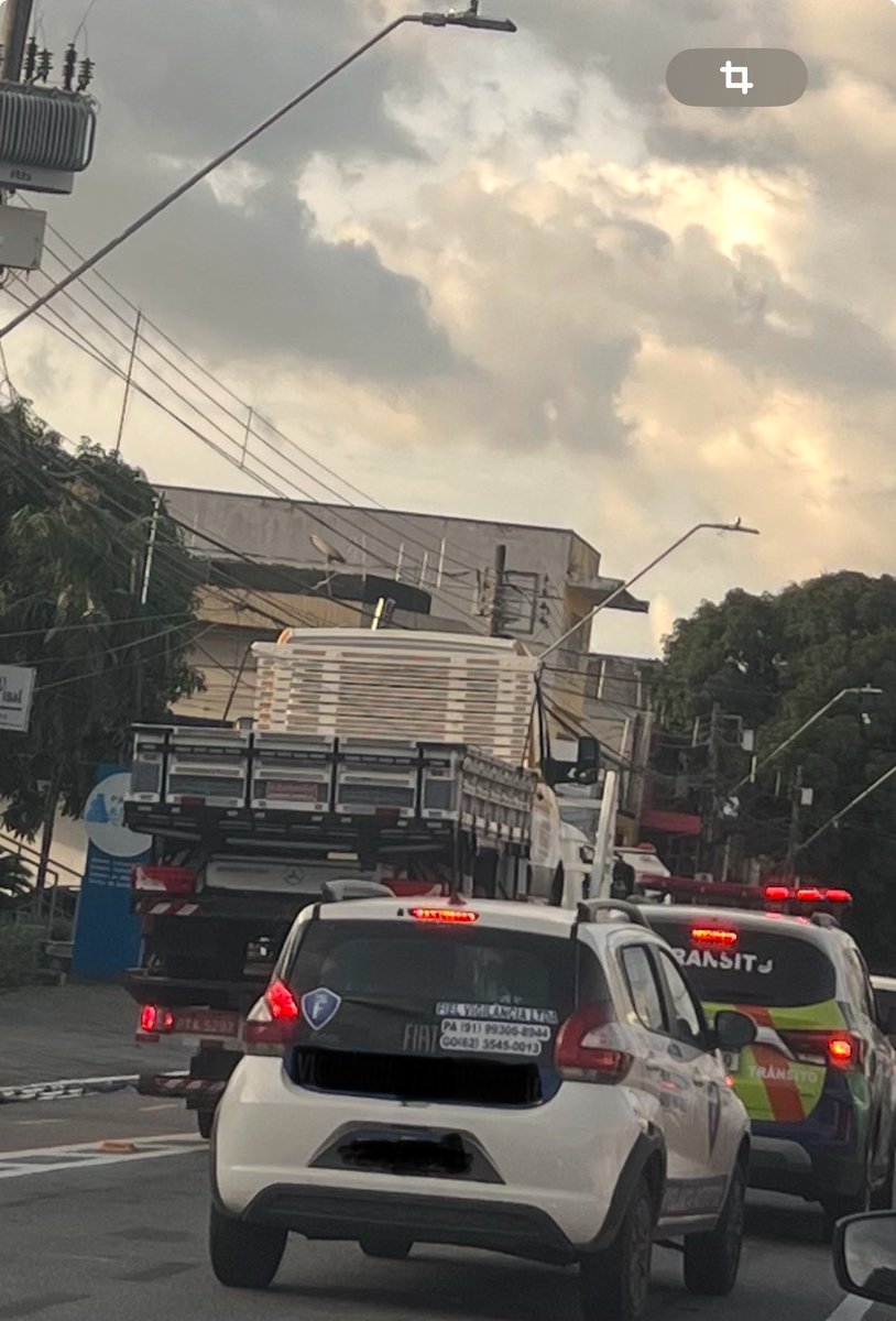 Hoje por volta das 17:30 a SEGBEL estava fazendo aquela varredura na Av Sen. Lemos nos q teimam em não obedecer as leis de trânsito. Que continuem assim, a sociedade agradece <a href="/igornormando/">Igor Normando</a>