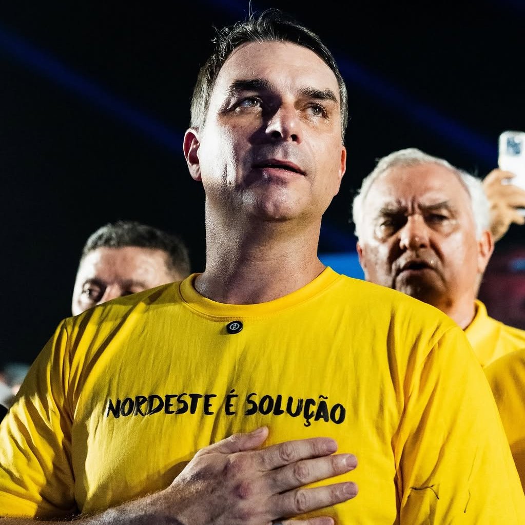 République tweet media