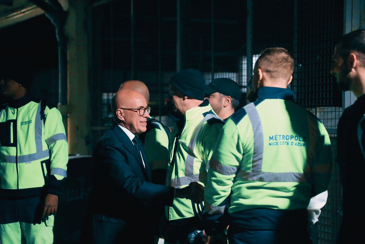 Propreté & collecte 06 🗑️🚛🚮🚚 tweet media