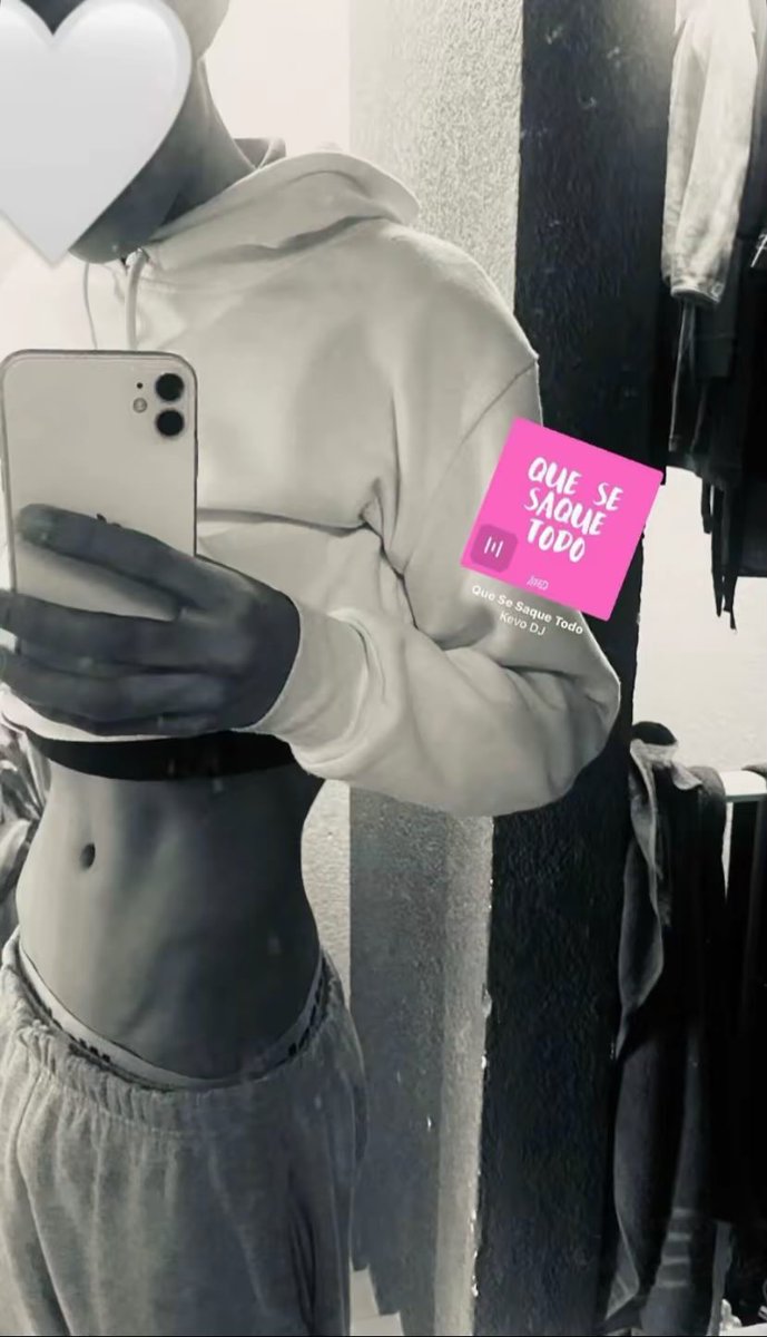 tokitoxx tweet media