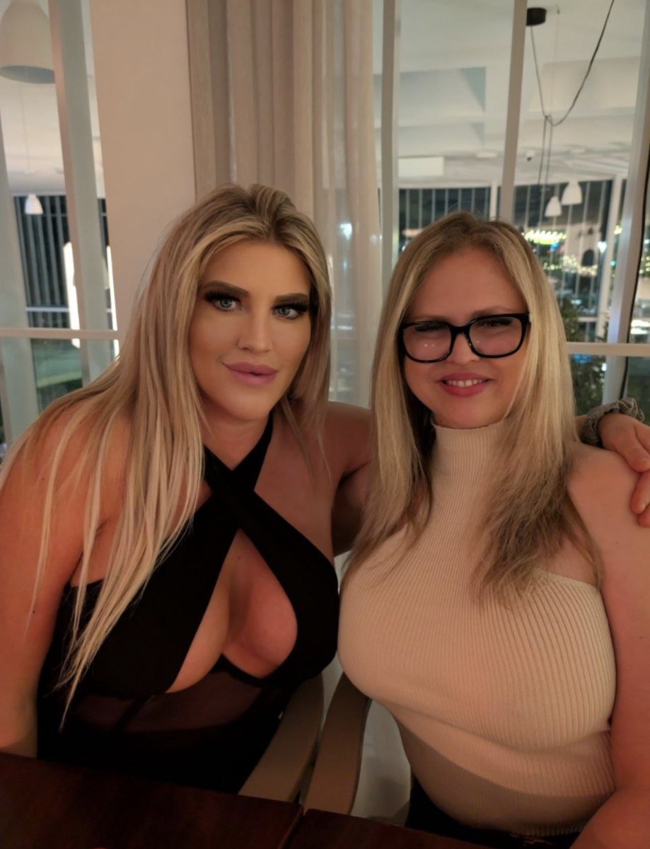 Leah 📍 Canada tweet media