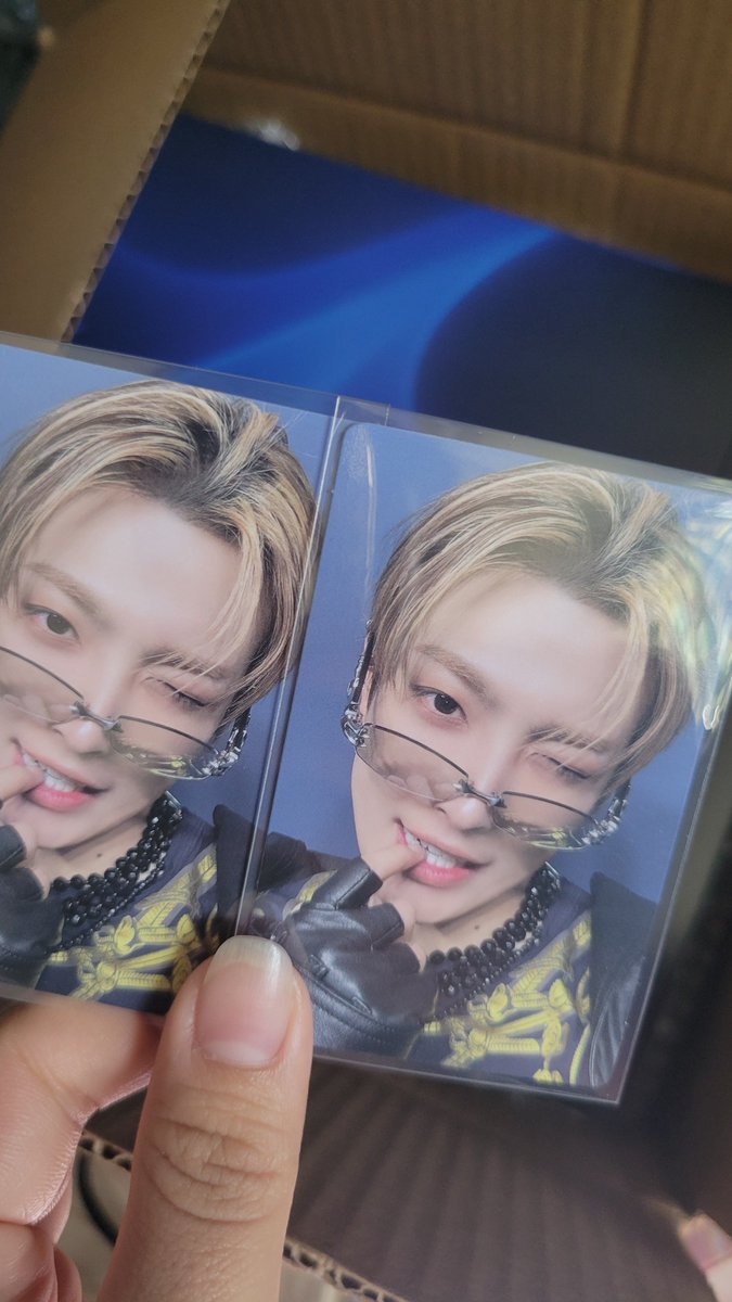 Hi_Opss_28's tweet photo. @hongteezer omg i pulled him twice 😭😭 https://t.co/KV3Dcz6Rfs