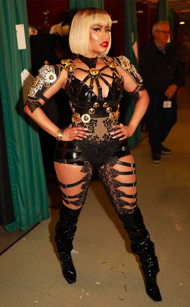 𝖓𝖆𝖙𝖎𝖛𝖊 𝖇𝖆𝖗𝖇𝖎𝖊 🦅🎀 tweet media