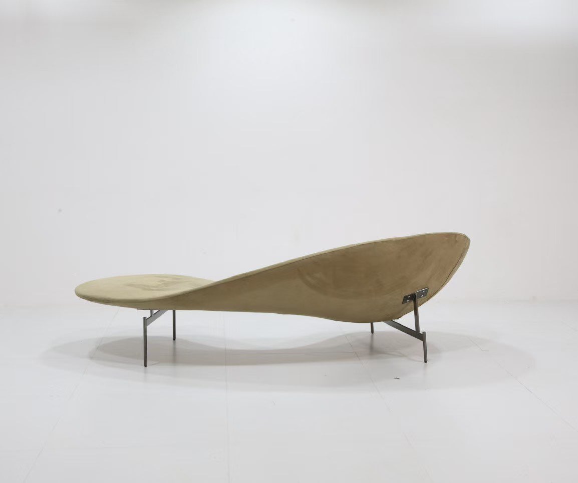 akommodation's tweet image. Some furniture fills space.
This one defines it.

The Sculptural Lounge Sofa blends organic curves with minimalist structure designed for modern homes, creative studios, and luxury developments.

Soft. Bold. Architectural.

#akommodation #interiordesign #sofadesigns #realestate