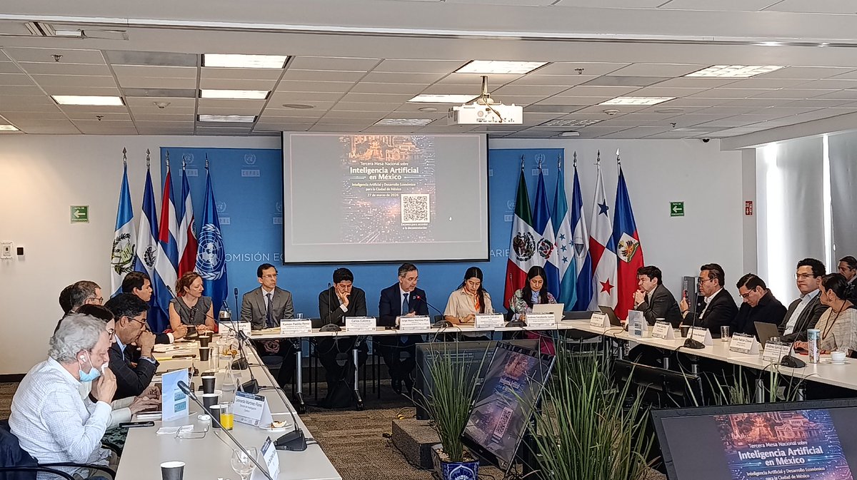 FuturoLab tweet media