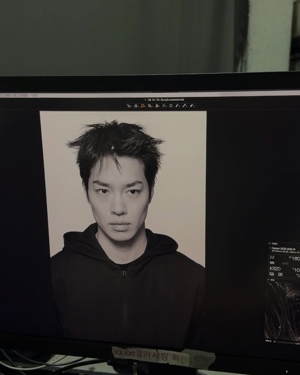 ︎︎ ︎︎ ︎︎ tweet media