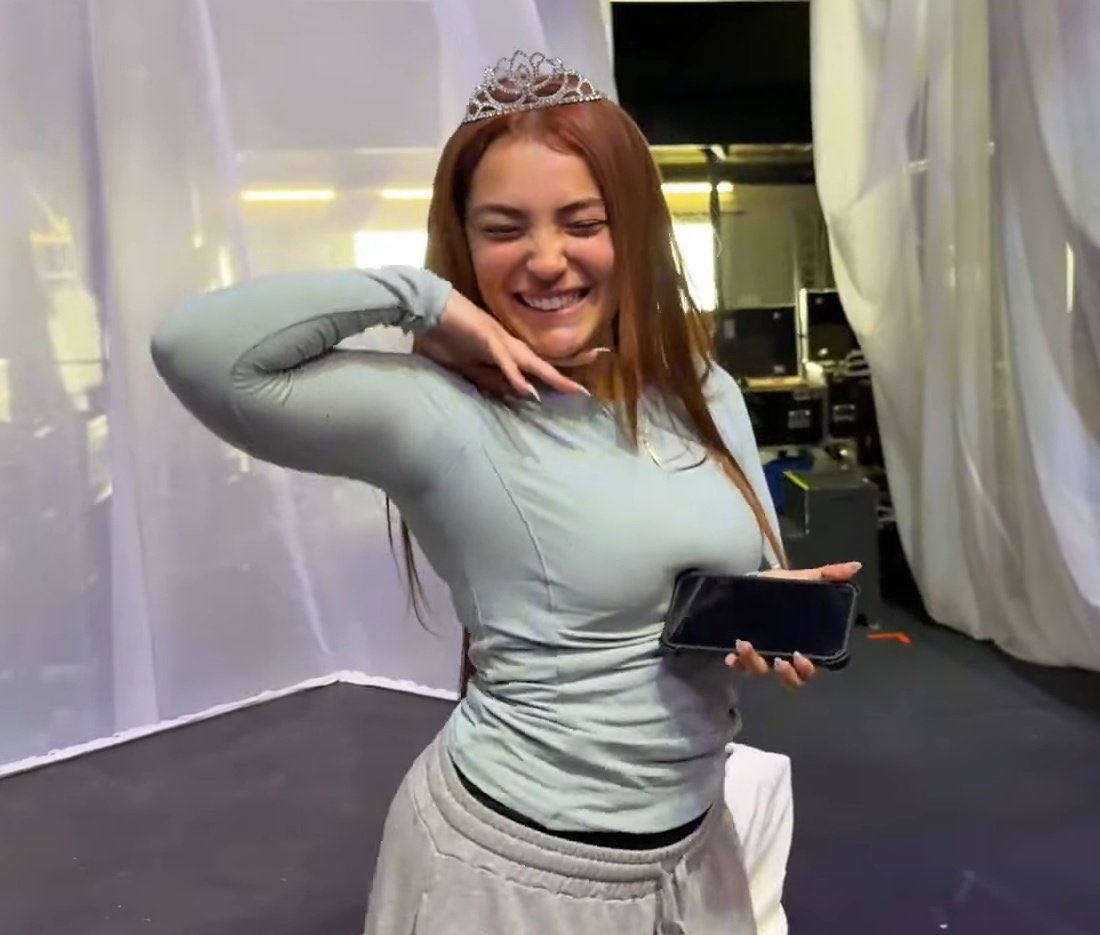 Titi 🌼 tweet media