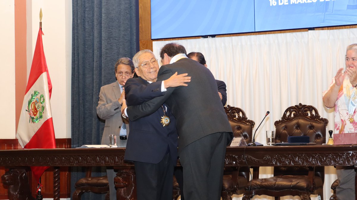 Colegio de Abogados de Lima tweet media