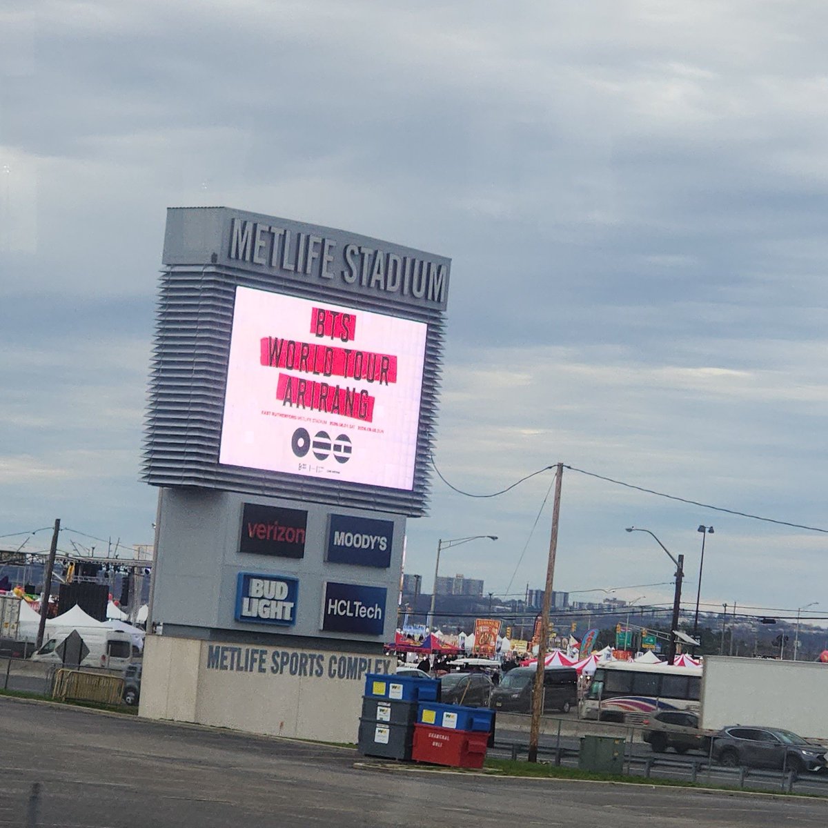 coll⁷ is seeing bts!! tweet media