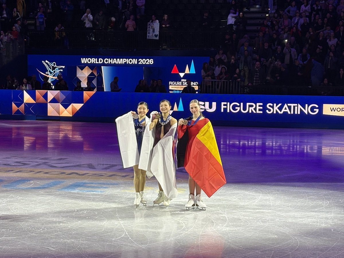 【公式】フジテレビスケート tweet media