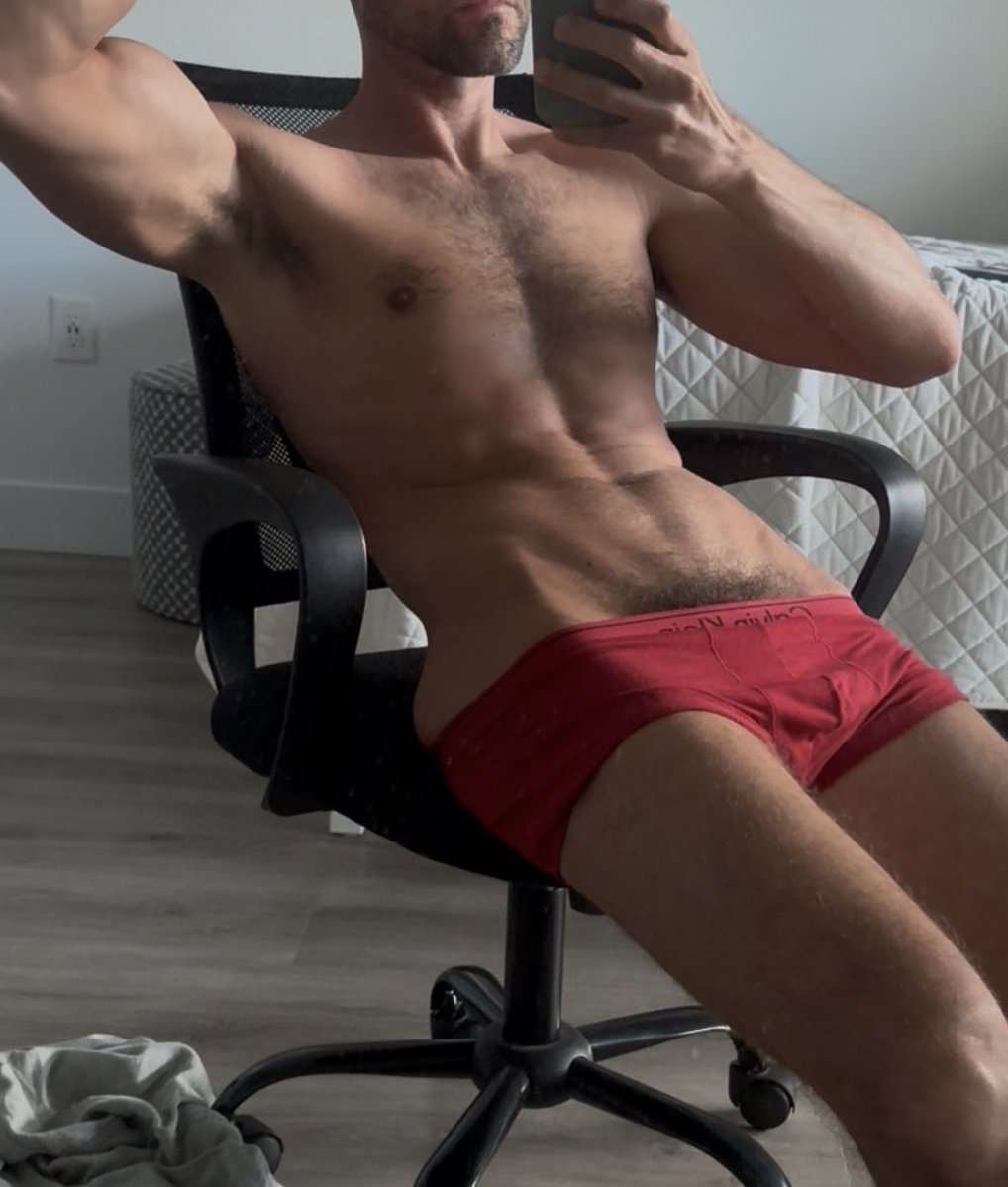 FinDom Alpha God tweet media