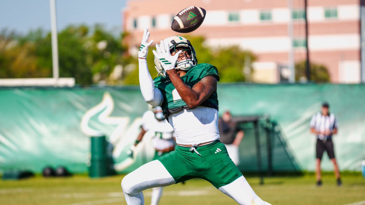 USF Football tweet media