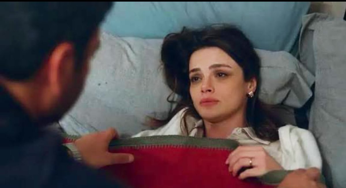 eleni🪭 tweet media