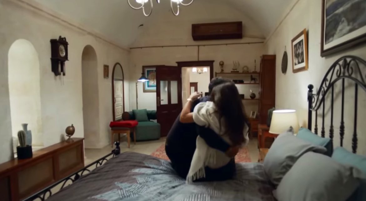 eleni🪭 tweet media