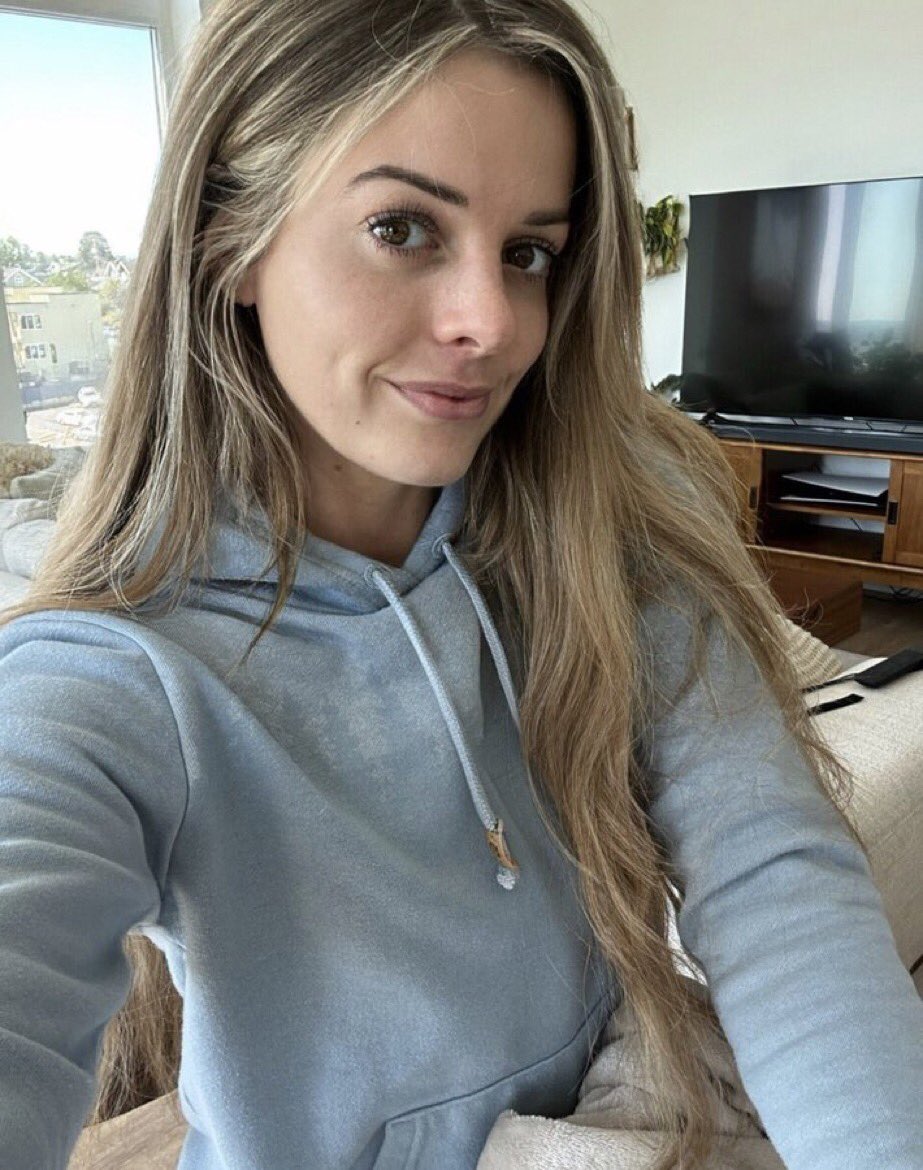 sweet bri blossom tweet media