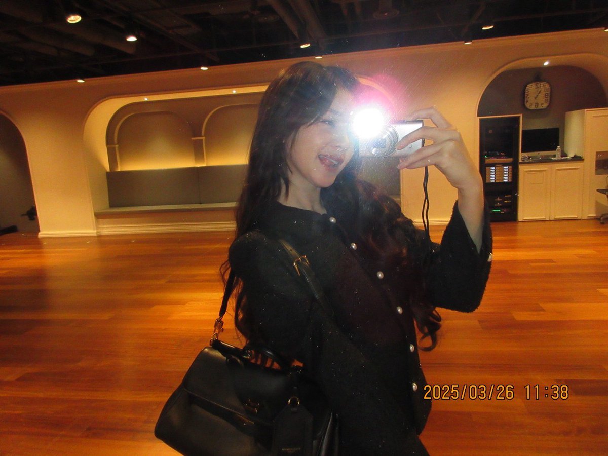 BABYMONSTER PHARITA_파리타 tweet media