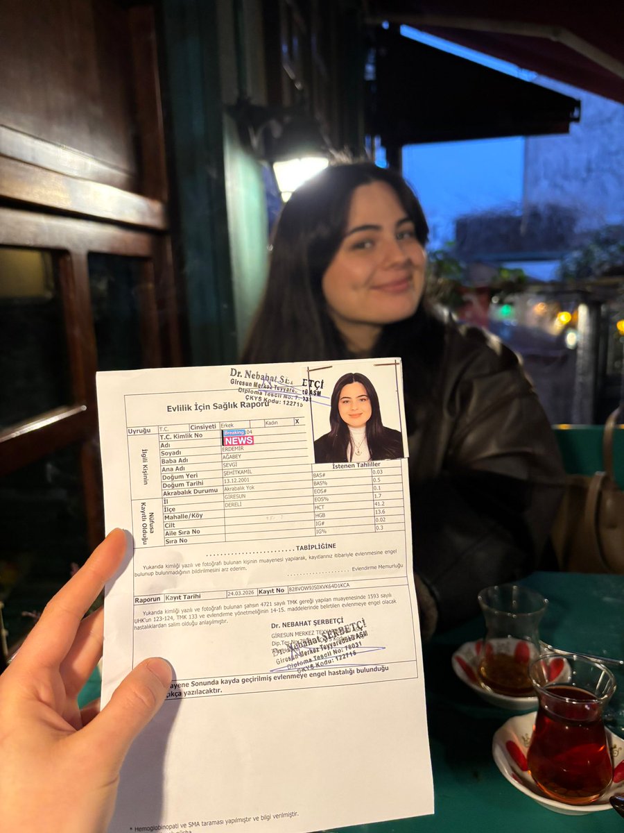 emnmsl's tweet photo. gelin olmuş lan düğünü de bu gece https://t.co/HyQXCMLL04
