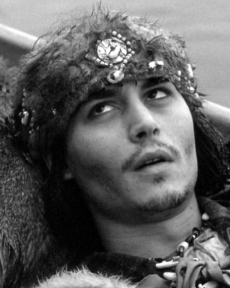 𝕷𝖎𝖙𝖙𝖑𝖊 𝕻𝖊𝖊𝖕𝖘 🏴‍☠️#JohnnyDepp tweet media